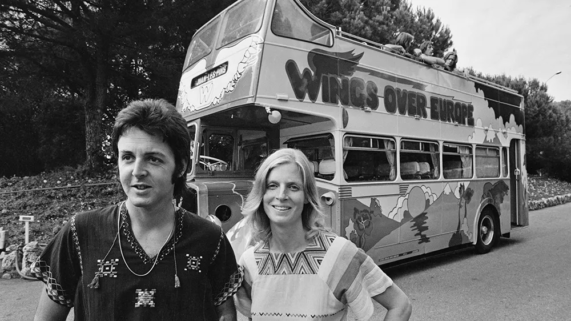 Πολ ΜακΚάρτνεϊ – Wings: Σε δημοπρασία το λεωφορείο της πρώτης περιοδείας τους